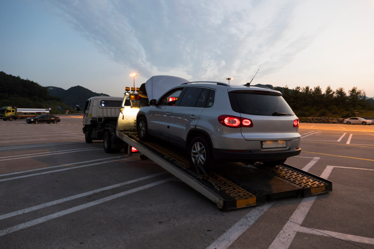Hampton Roads scrapping car